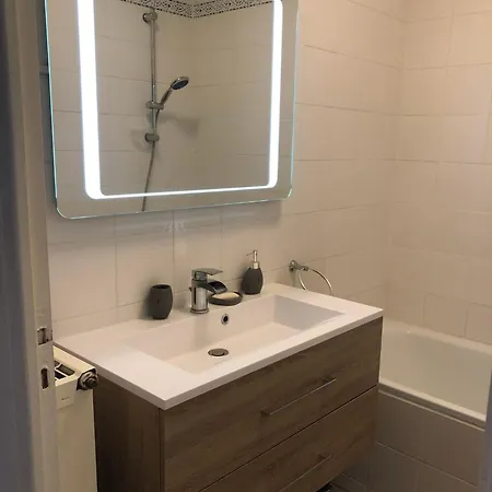 T2 - Sainte Anne Apartment *